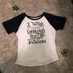 Hot Topic mermaid fairy princess graphic tee